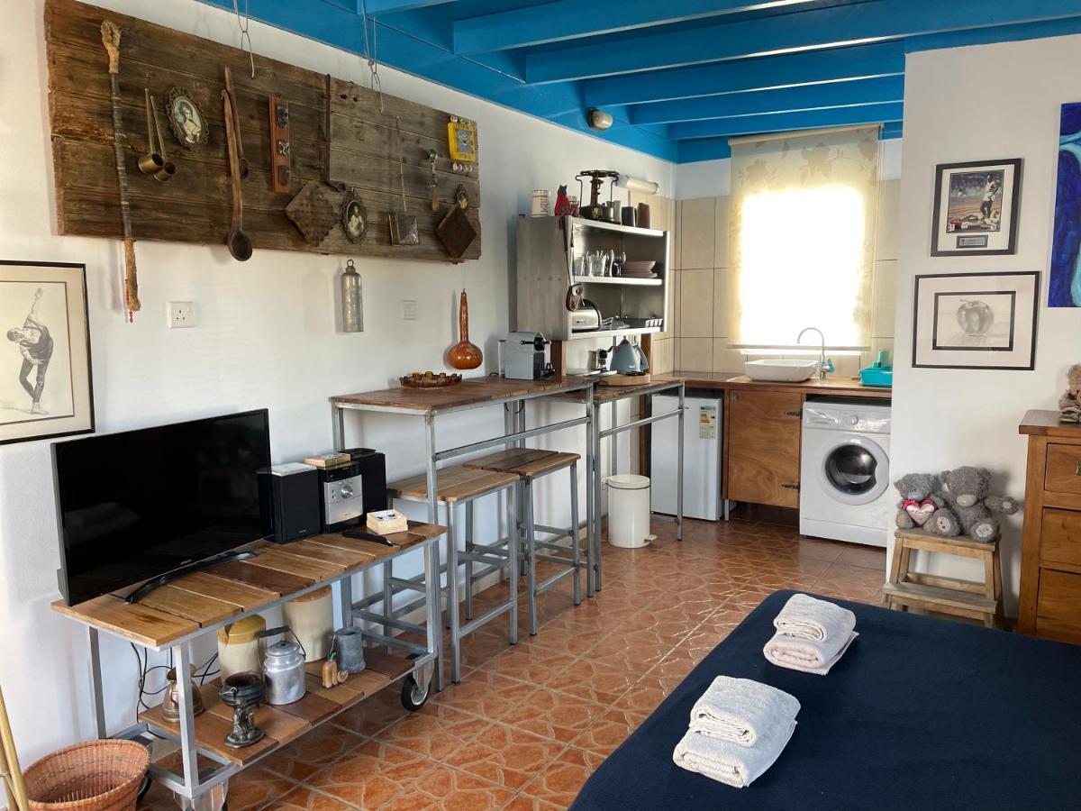 Mp Cozy Apartment Near The Sea Paphos Exterior foto